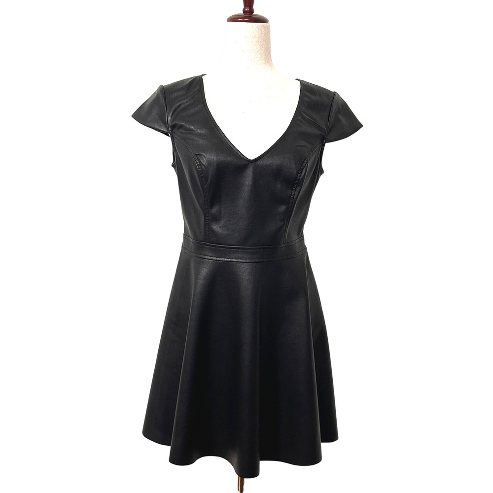 Lulus Black Faux Vegan Leather Skater Mini Dress Cutout Back V Neck Small Edgy